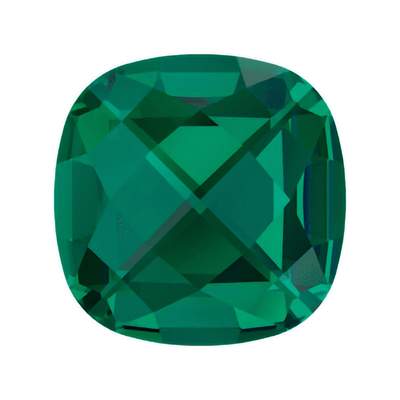 4461 8 mm Emerald - 144 